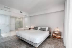 650 NE 32nd St #4801, Miami, FL 33137, Sold 10/07/22