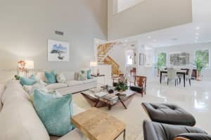 2000 S Bayshore Dr APT 50, Miami, FL 33133, Sold 10/26/22