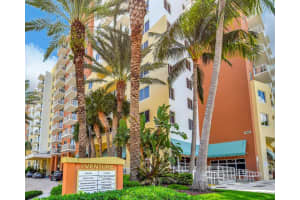 18800 NE 29th Ave APT 1011, Aventura, FL 33180, Sold 09/28/22