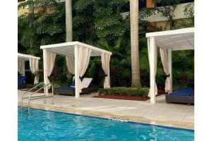 18800 NE 29th Ave APT 1011, Aventura, FL 33180, Sold 09/28/22