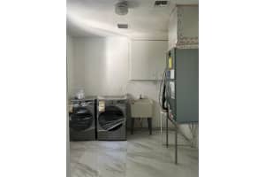 4190 SW 4th St, Plantation, FL 33317, Sold 04/13/23