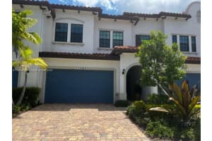 11562 SW 13th Ln, Pembroke Pines, FL 33025, Sold 08/19/22