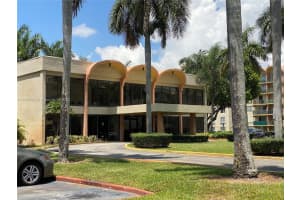 9310 Fontainebleau Blvd APT 512, Miami, FL 33172, Sold 08/30/22