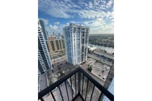 2201 S Ocean Dr APT 2501, Hollywood, FL 33019, Sold 09/29/22