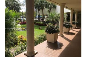 16909 N Bay Rd APT 1010, Sunny Isles Beach, FL 33160, Sold 09/15/22