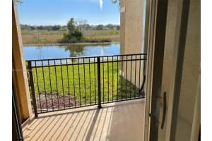 11650 SW 2nd St, Pembroke Pines, FL 33025, Sold 09/06/22