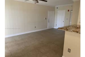 11650 SW 2nd St, Pembroke Pines, FL 33025, Sold 09/06/22