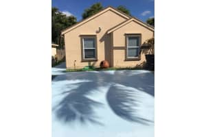 818 SW 9th St, Homestead, FL 33034, Sold 09/23/22