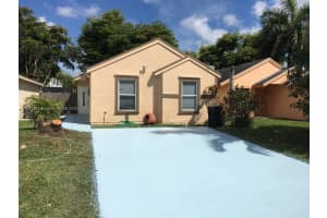 818 SW 9th St, Homestead, FL 33034, Sold 09/23/22