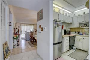 5985 Del Lago Cir, Sunrise, FL 33313, Sold 11/01/22
