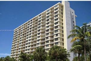 1865 79th Street Causeway #1l, North Bay Village, FL 33141, Sold 10/17/22