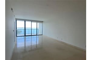601 NE 36th St APT 3310, Miami, FL 33137, Sold 04/24/23