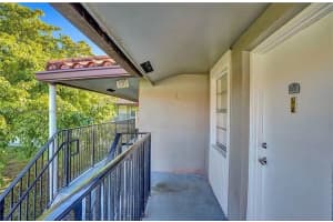 1201 SW 52nd Ave Apt 212-2, North Lauderdale, FL 33068, Sold 11/02/22
