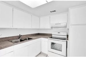 1201 SW 52nd Ave Apt 212-2, North Lauderdale, FL 33068, Sold 11/02/22