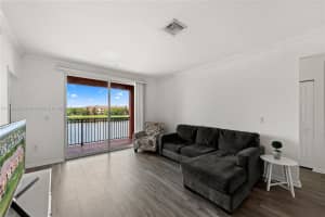 4404 SW 160th Ave APT 829, Miramar, FL 33027, Sold 08/15/22