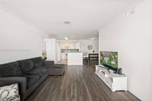 4404 SW 160th Ave APT 829, Miramar, FL 33027, Sold 08/15/22
