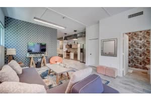 1700 Meridian Ave APT 205, Miami Beach, FL 33139, Sold 09/12/22