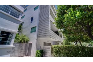 1700 Meridian Ave APT 205, Miami Beach, FL 33139, Sold 09/12/22