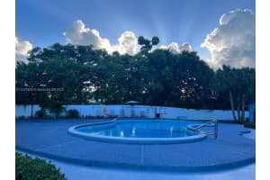 9460 Fontainebleau Blvd APT 124, Miami, FL 33172, Sold 08/25/22