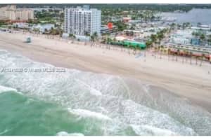 322 Taylor St #1e, Hollywood, FL 33019, Sold 10/12/22