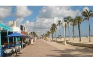 322 Taylor St #1e, Hollywood, FL 33019, Sold 10/12/22