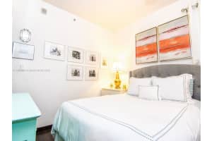 435 21st St #223, Miami Beach, FL 33139, Sold 12/07/22