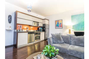 435 21st St #223, Miami Beach, FL 33139, Sold 12/07/22