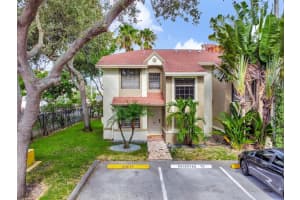 265 City View Dr #265, Fort Lauderdale, FL 33311, Sold 08/26/22