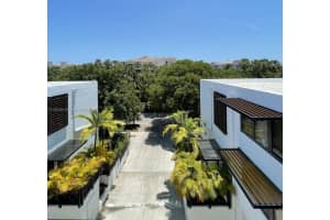 143 E Enid Dr #22, Key Biscayne, FL 33149, Sold 09/15/22