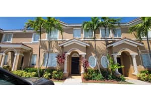 1059 SE 23rd Ave, Homestead, FL 33035, Sold 08/25/22