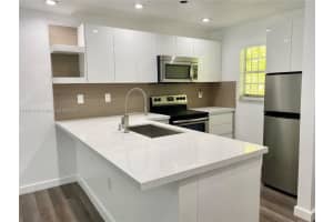 1245 Pennsylvania Ave APT 3, Miami Beach, FL 33139, Sold 10/04/22