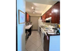1251 NE 108th St APT 805, Miami, FL 33161, Sold 09/07/22