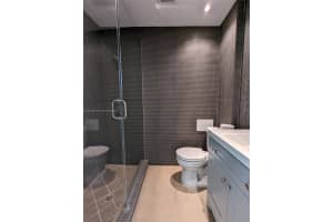 642 Michigan Ave APT 6, Miami Beach, FL 33139, Sold 08/26/22