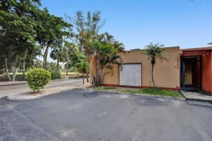 15555 Cairnryan Ct, Miami Lakes, FL 33014, Sold 08/26/22