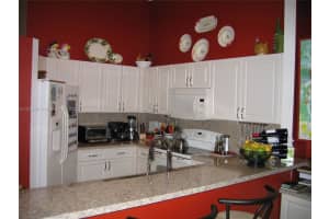 351 Bermuda Springs Dr, Weston, FL 33326, Sold 11/09/22