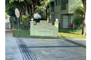 11051 NW 7th St 203 13, Miami, FL 33172, Sold 11/14/22
