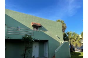 11051 NW 7th St 203 13, Miami, FL 33172, Sold 11/14/22
