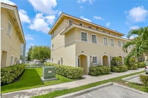 2054 NE 167th St # 3-122, North Miami Beach, FL 33162, Sold 09/01/22