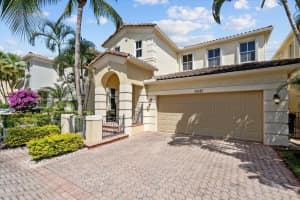 21147 NE 33rd Ave, Miami, FL 33180, Sold 11/01/22