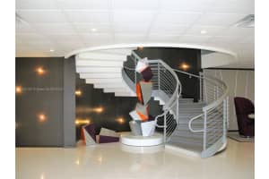 5701 Collins Ave APT 1606, Miami Beach, FL 33140, Sold 09/19/22