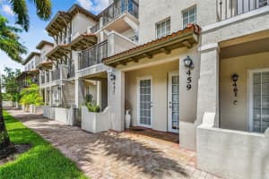 459 SW 147th Ave #205, Pembroke Pines, FL 33027, Sold 09/06/22