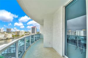 1945 S Ocean Dr APT 1206, Hallandale Beach, FL 33009, Sold 09/29/22