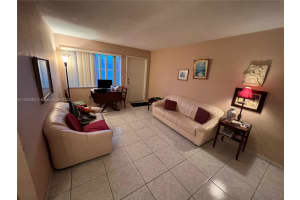 1698 Jefferson Ave APT 49, Miami Beach, FL 33139, Sold 01/26/23