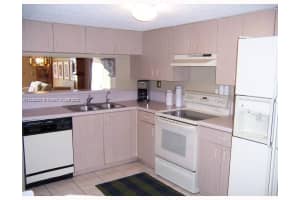 3275 NW 44th St APT 3, Oakland Park, FL 33309, Sold 10/05/22
