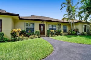 7511 SW 28th St, Davie, FL 33314, Sold 10/25/22
