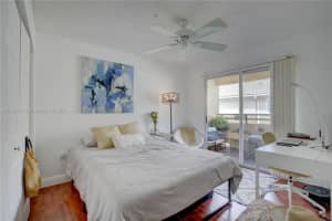 2941 NE 185th St APT 1313, Aventura, FL 33180, Sold 09/07/22