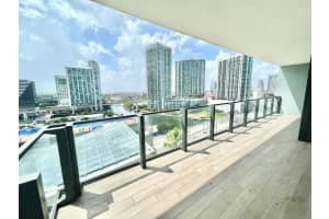 68 SE 6th St Apt 1110, Miami, FL 33131, Sold 01/31/23