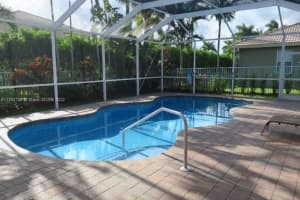 5173 Lakewood Dr, Cooper City, FL 33330, Sold 10/07/22