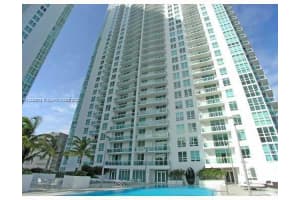 950 Brickell Bay Dr APT 4505, Miami, FL 33131, Sold 09/12/22