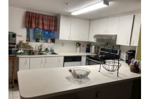 651 NW 82nd Ave APT 121, Miami, FL 33126, Sold 08/29/22